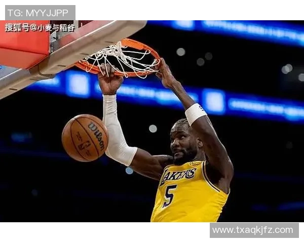 NBA交易新闻：湖人迎来重磅内线新援